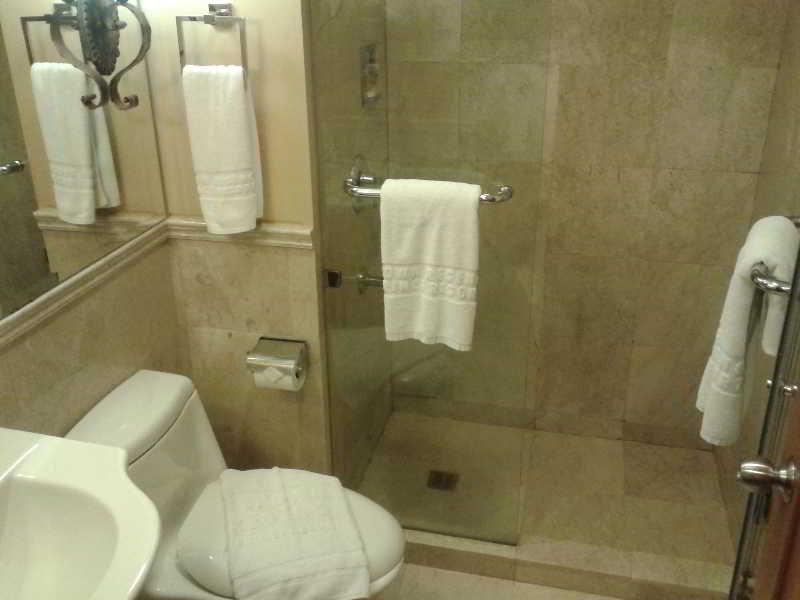 Crown Regency Balabag (Boracay)