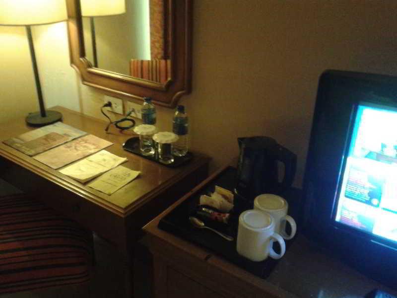 Crown Regency Resort 3*