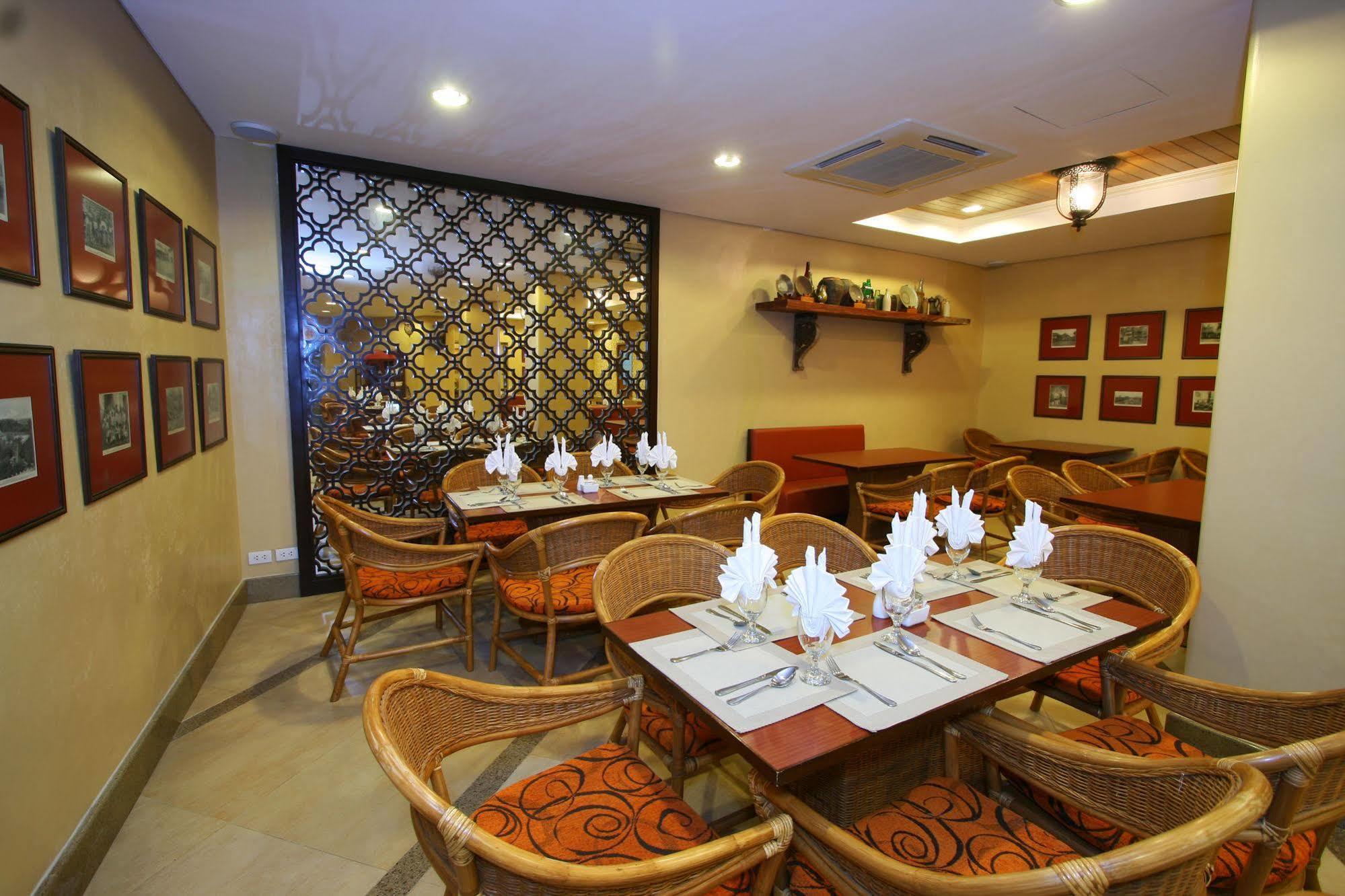 Crown Regency Resort 3*