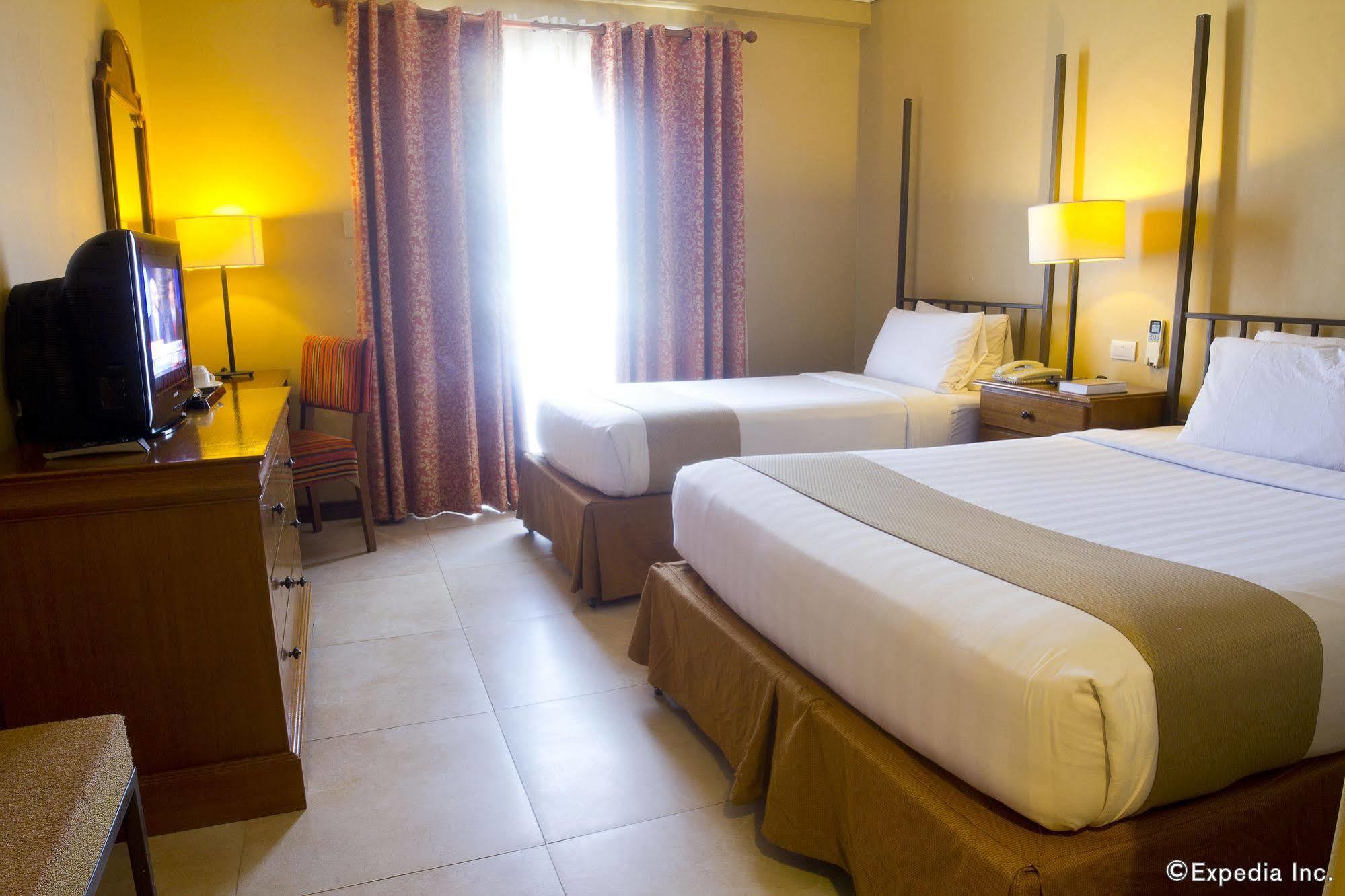 Crown Regency 3*