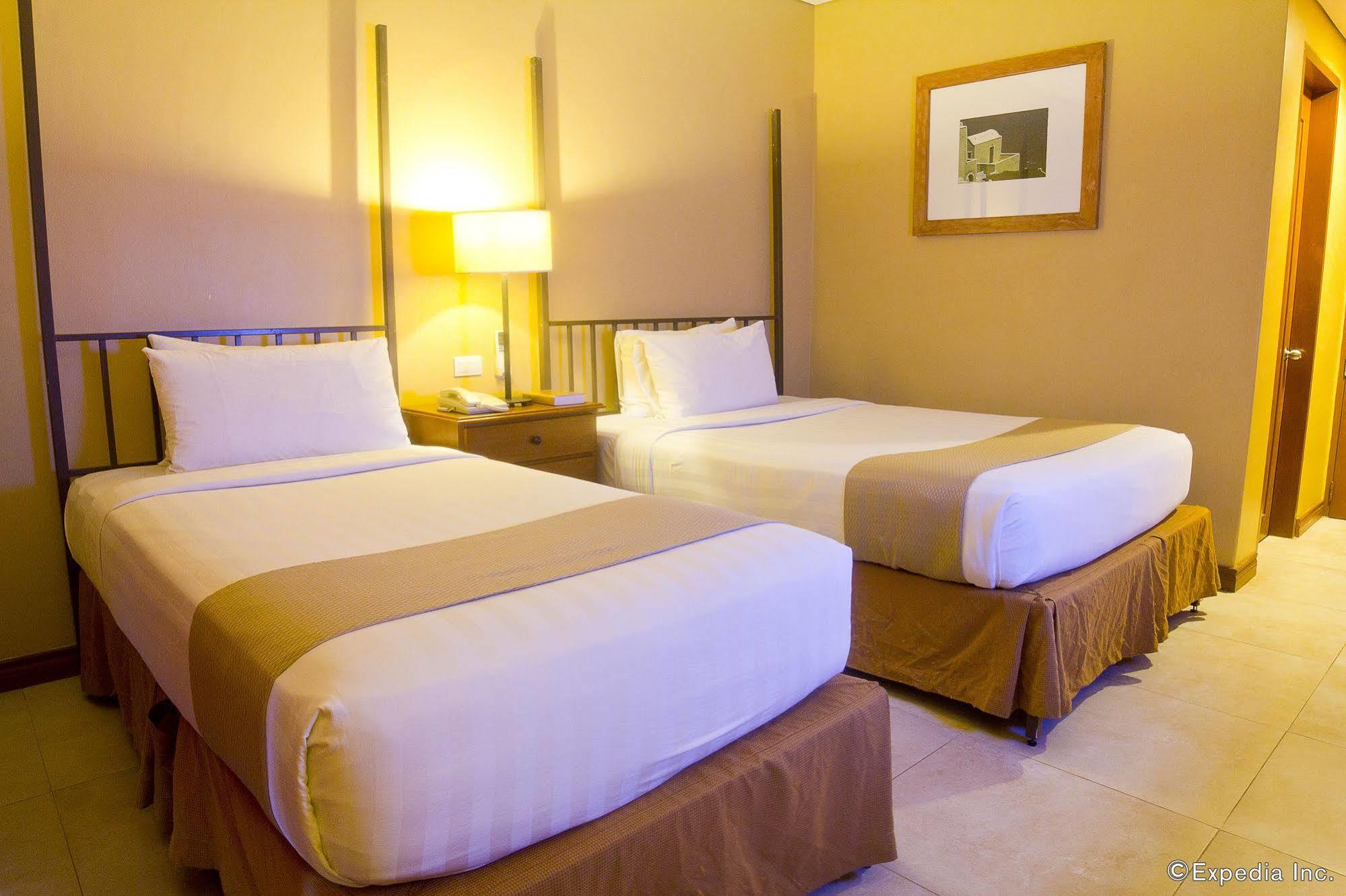 Crown Regency Resort Balabag (Boracay)